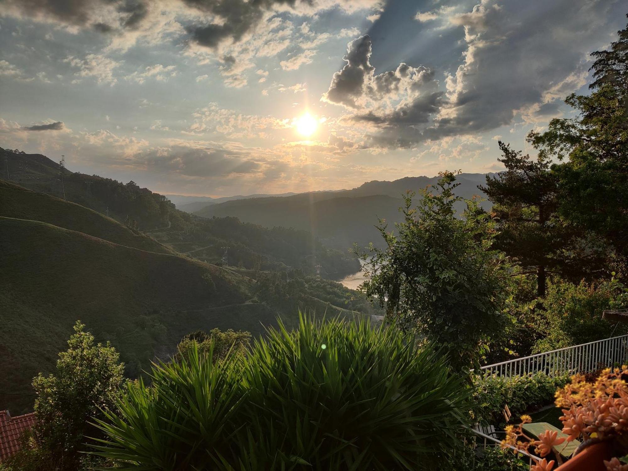 Monteiro'S Geres Countryhouse Ferral Экстерьер фото